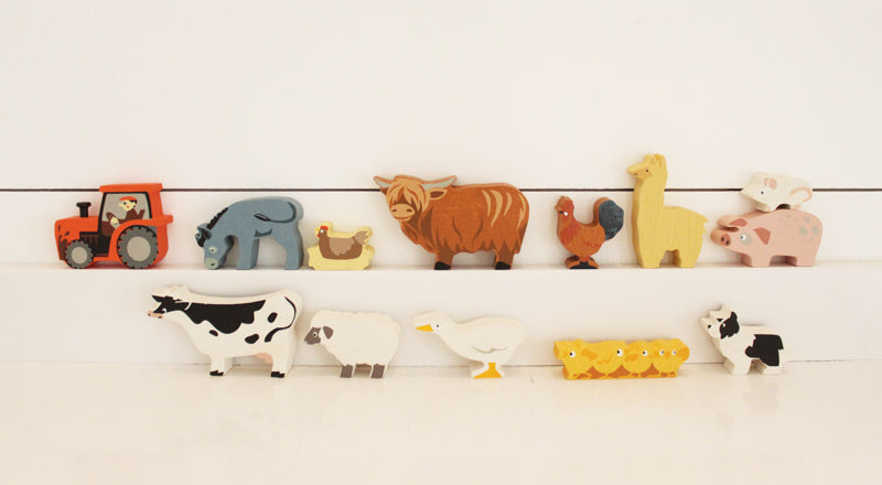 Farm Animal Display Shelf